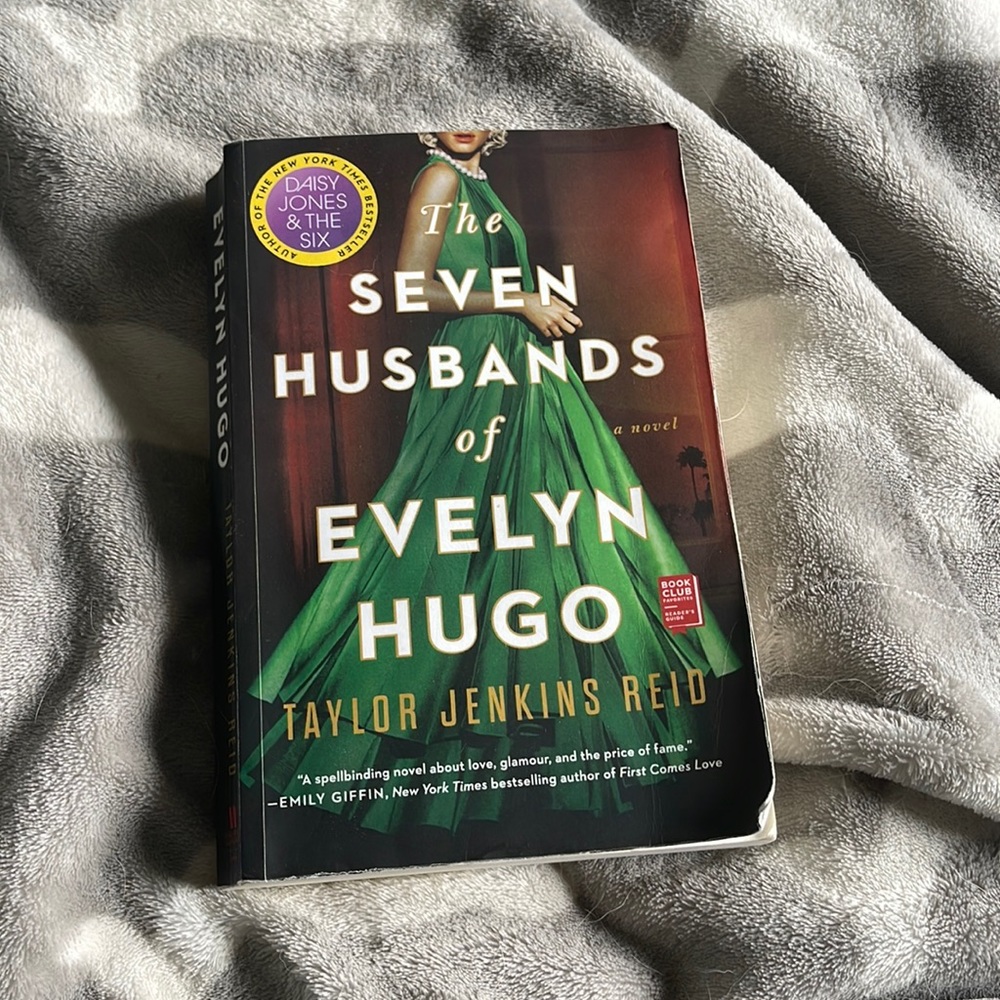 The Seven Husbands of Evelyn Hugo Book